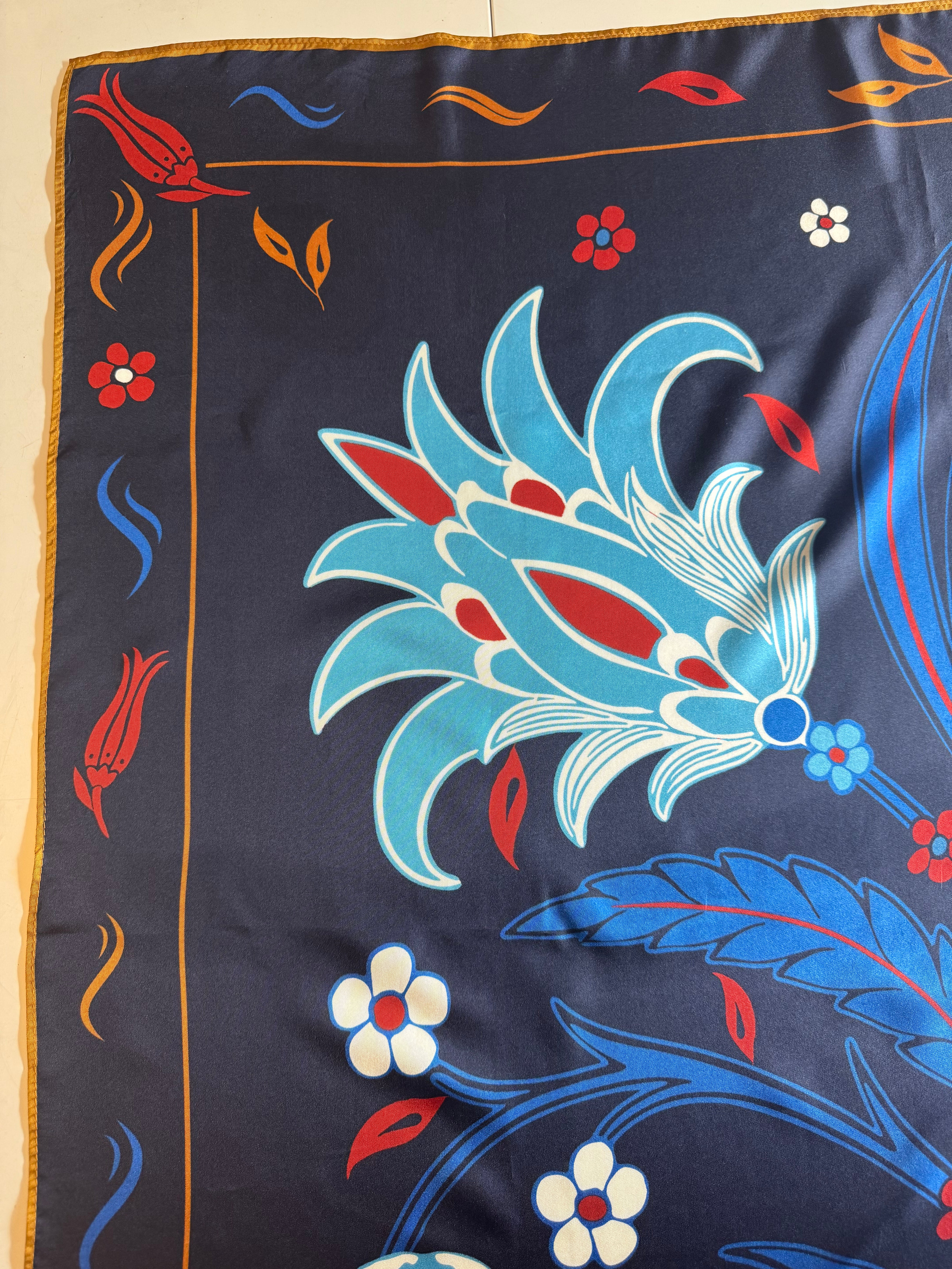 Foulard carré soie - Parfums d'Istanbul