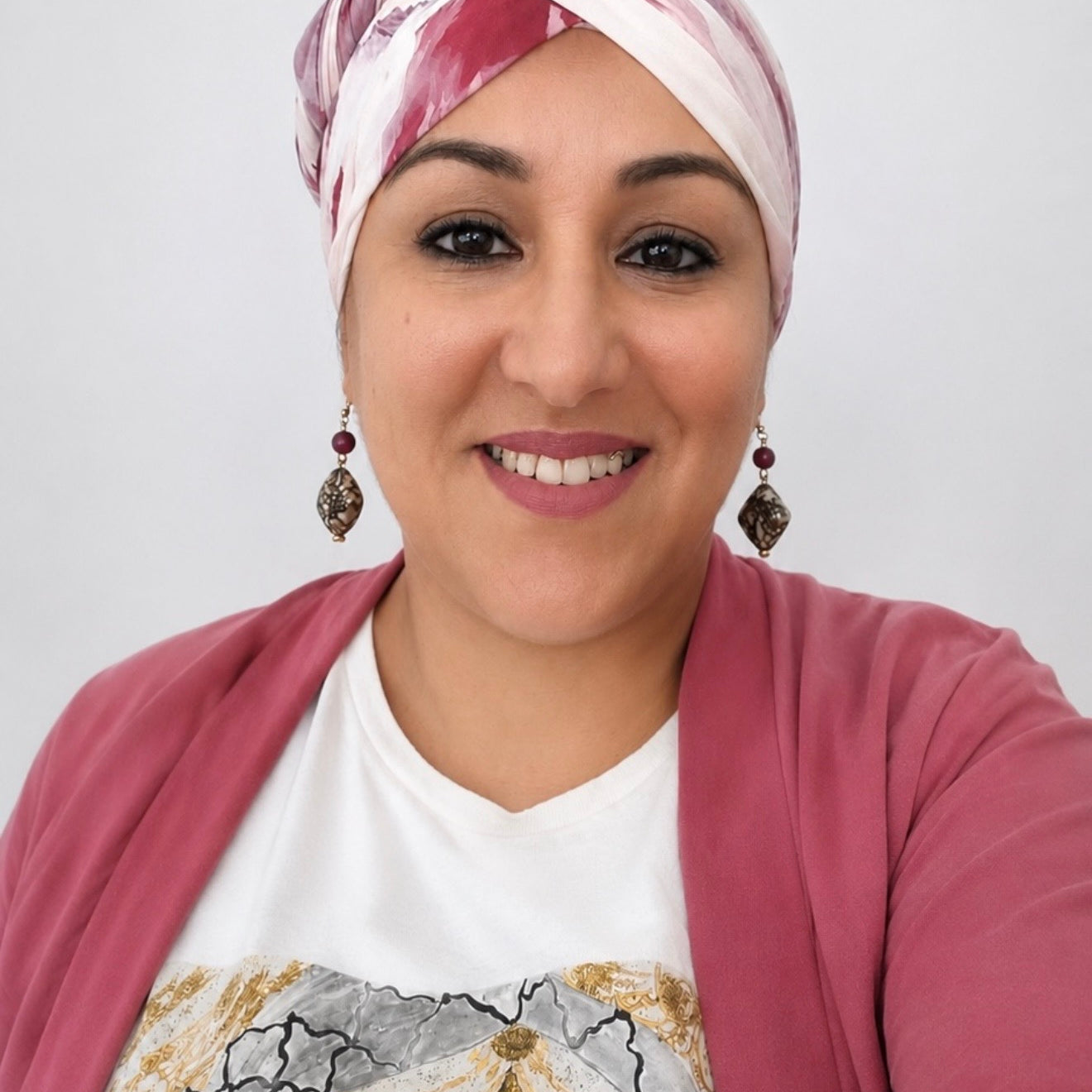 Portrait de Najat après son accompagnement en conseil en image avec Maison Eba.