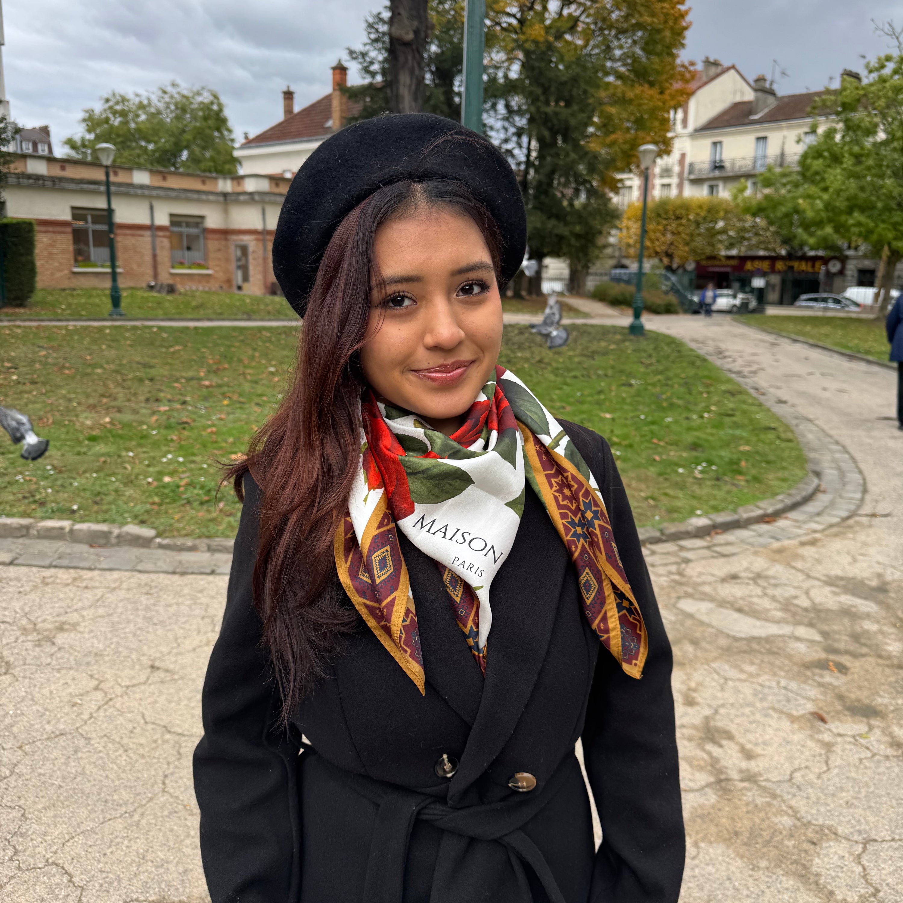 béret noir cheveux coiffure